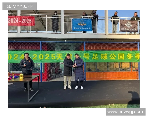 足球明星亲临少林寺探寻武术之道与足球技艺的完美结合