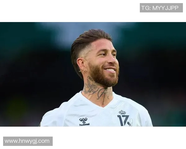 足球明星背后纹身图案揭秘:每个纹身背后的故事与意义解析 足球明星背后纹身图案揭秘:每个纹身背后的故事与意义解析