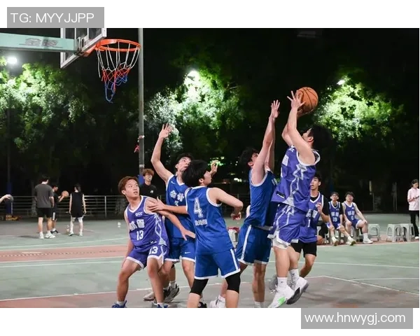 广州篮球队杯赛战术解析与表现评估全面分析